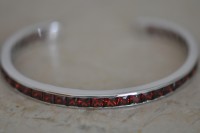 /album/bracelets-and-bangles-garnet-and-sterling-silver/bn-01-jpg/