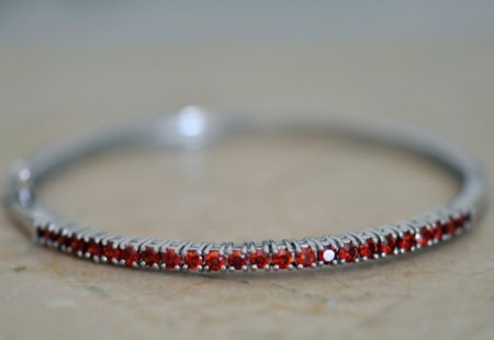 REF : BN-01 / PRICE : $ 240