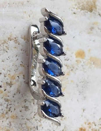 REF : T-01 / PRICE : $ 330